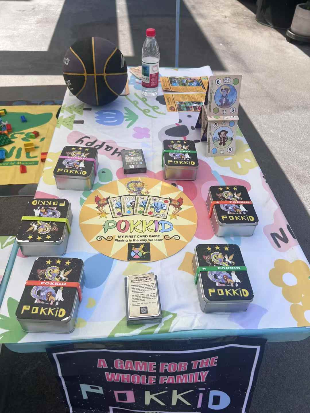 The POKKID card game 